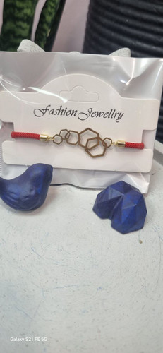 دستبند مارشال و پلاک هندسی استیل طلایی