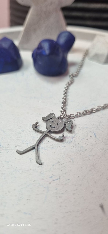 گردنبند استیل نقره ای فیگور فاک دختر
