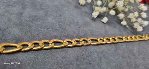 دستبند استیل فیگارو