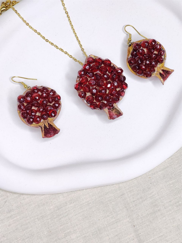 ست گردنبند و گوشواره استیل یلدایی