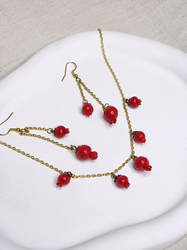 ست گردنبند و گوشواره استیل یلدایی