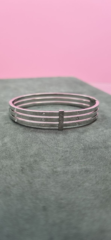 دستبند بنگل نقره ای استیل وارداتی