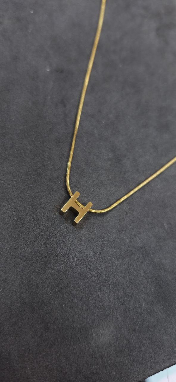 گردنبند استیل حرف D طلایی