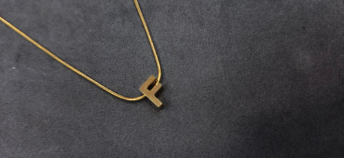 گردنبند استیل حرف F طلایی