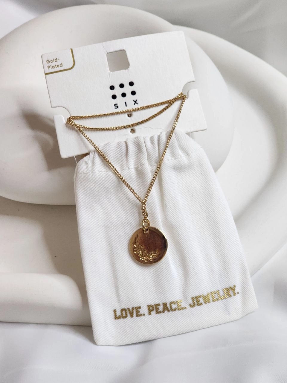 گردنبند استیل طلایی