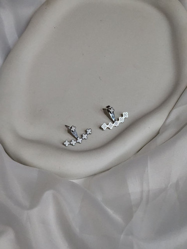 گوشواره استیل نقره ای وارداتی ونکلیف