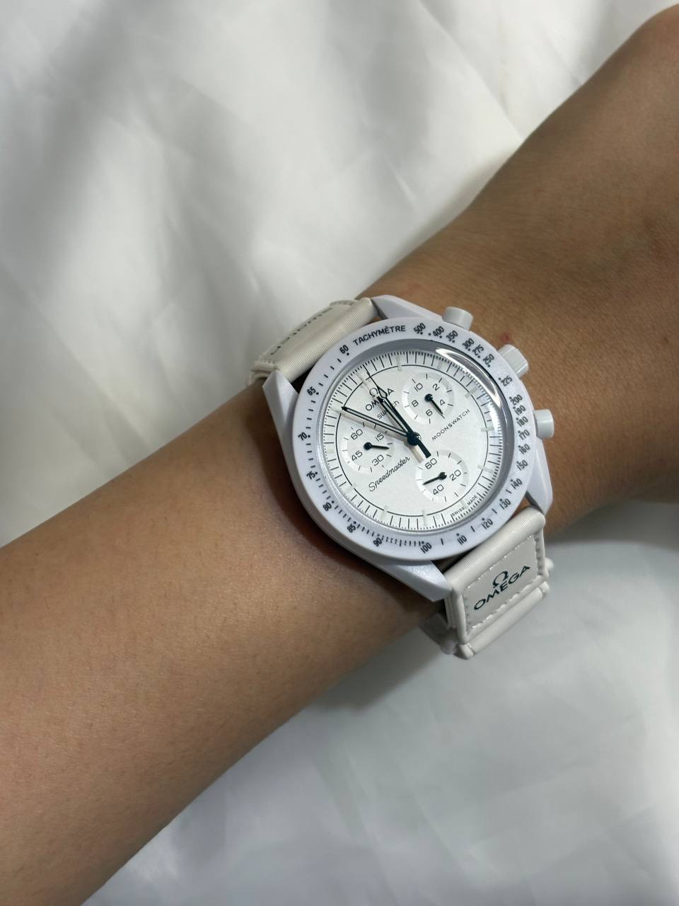 ساعت امگا سواچ missio to venus