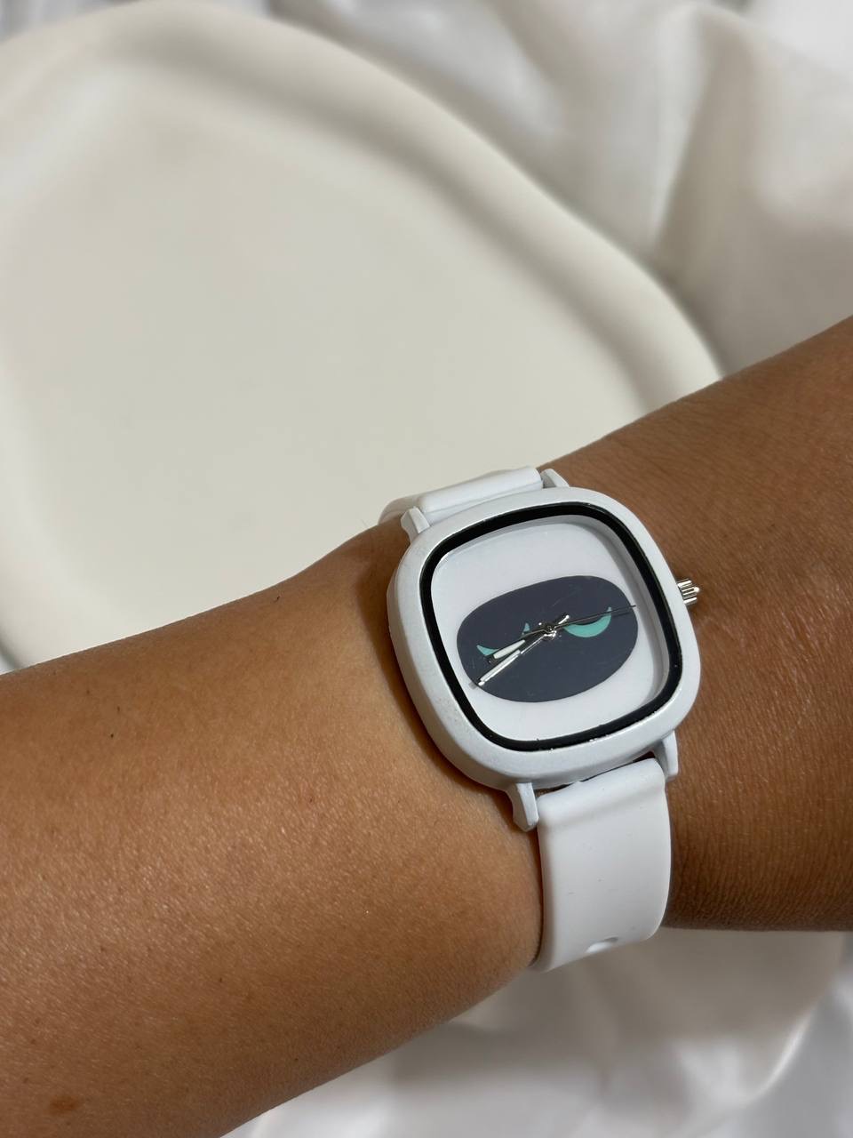 ساعت فانتزی بند سیلیکونی