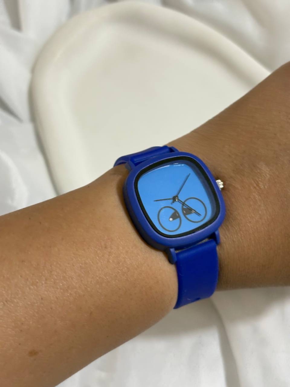 ساعت فانتزی بند سیلیکونی