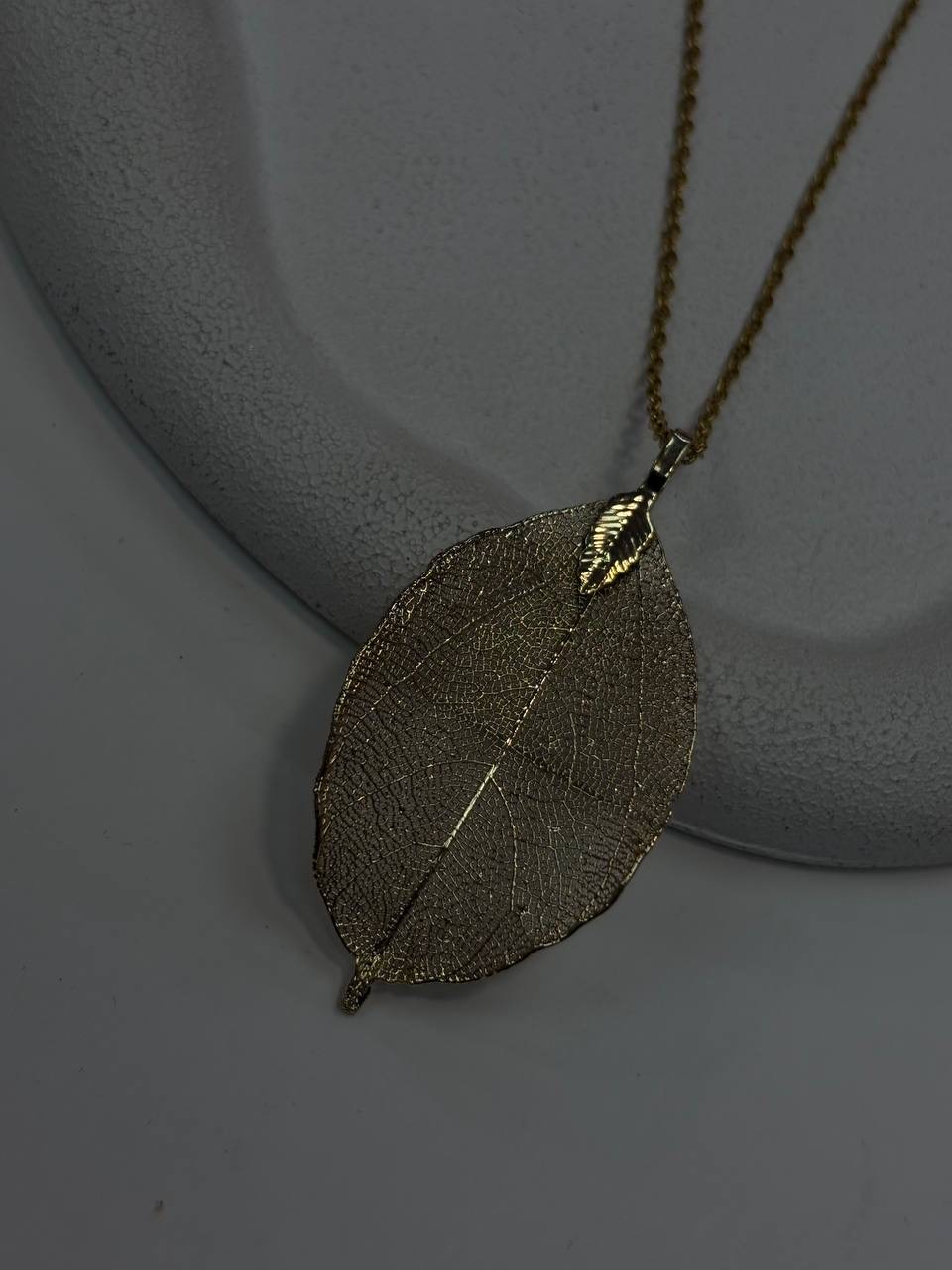 گردنبنداستیل طلایی برگ پاییزی