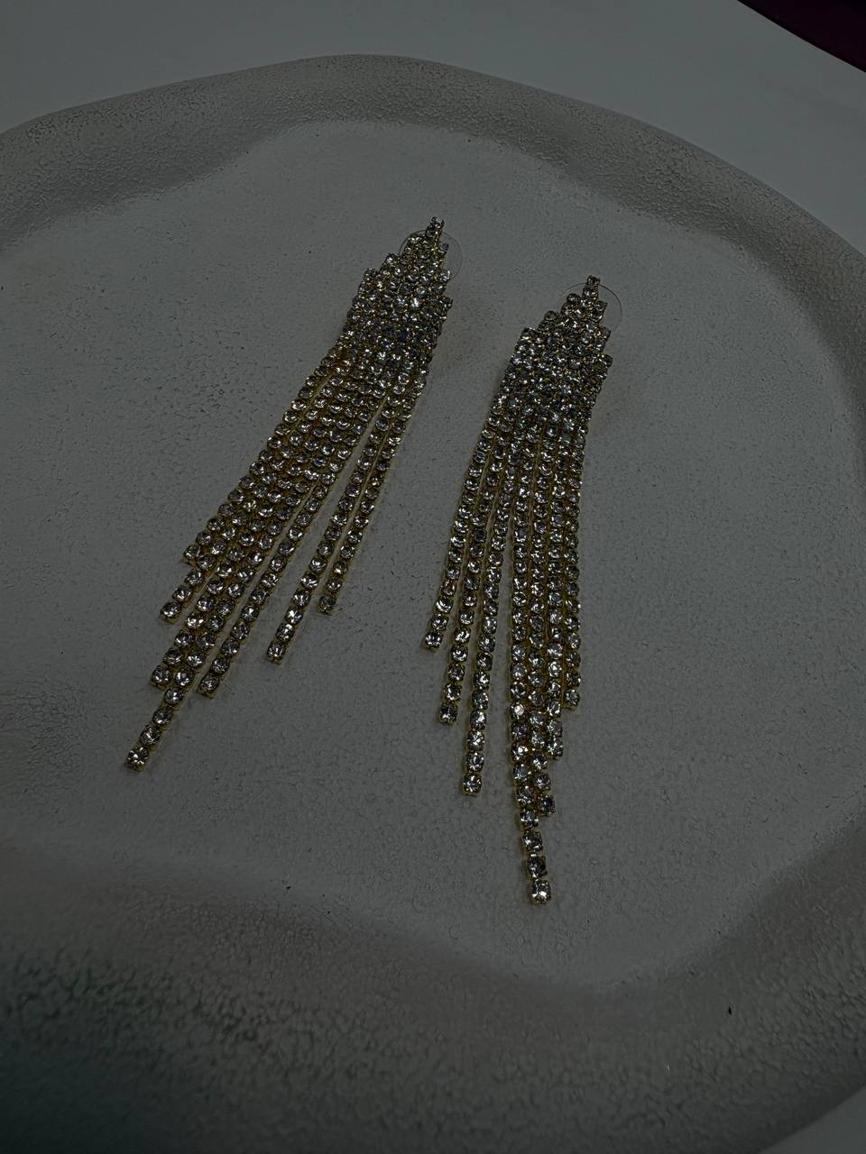 گوشواره میخی جواهری اویز دار طلایی