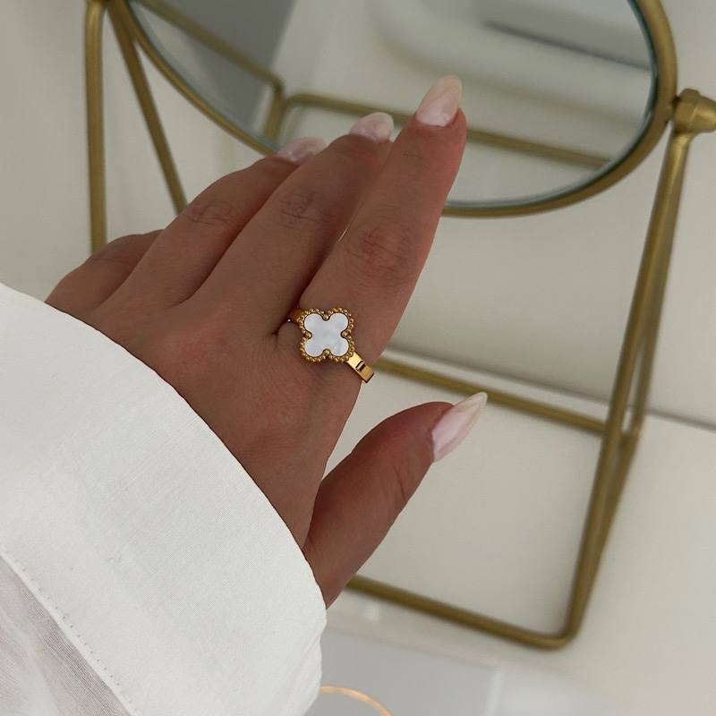 انگشتر استیل ونکلیف سفید صدفی