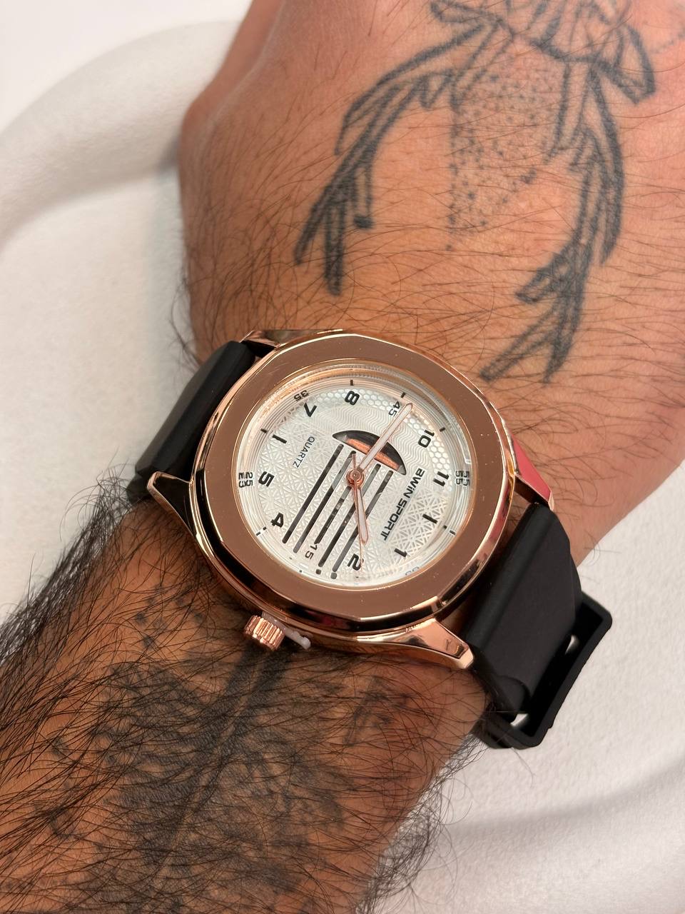 ساعت  awin sport بند رابر