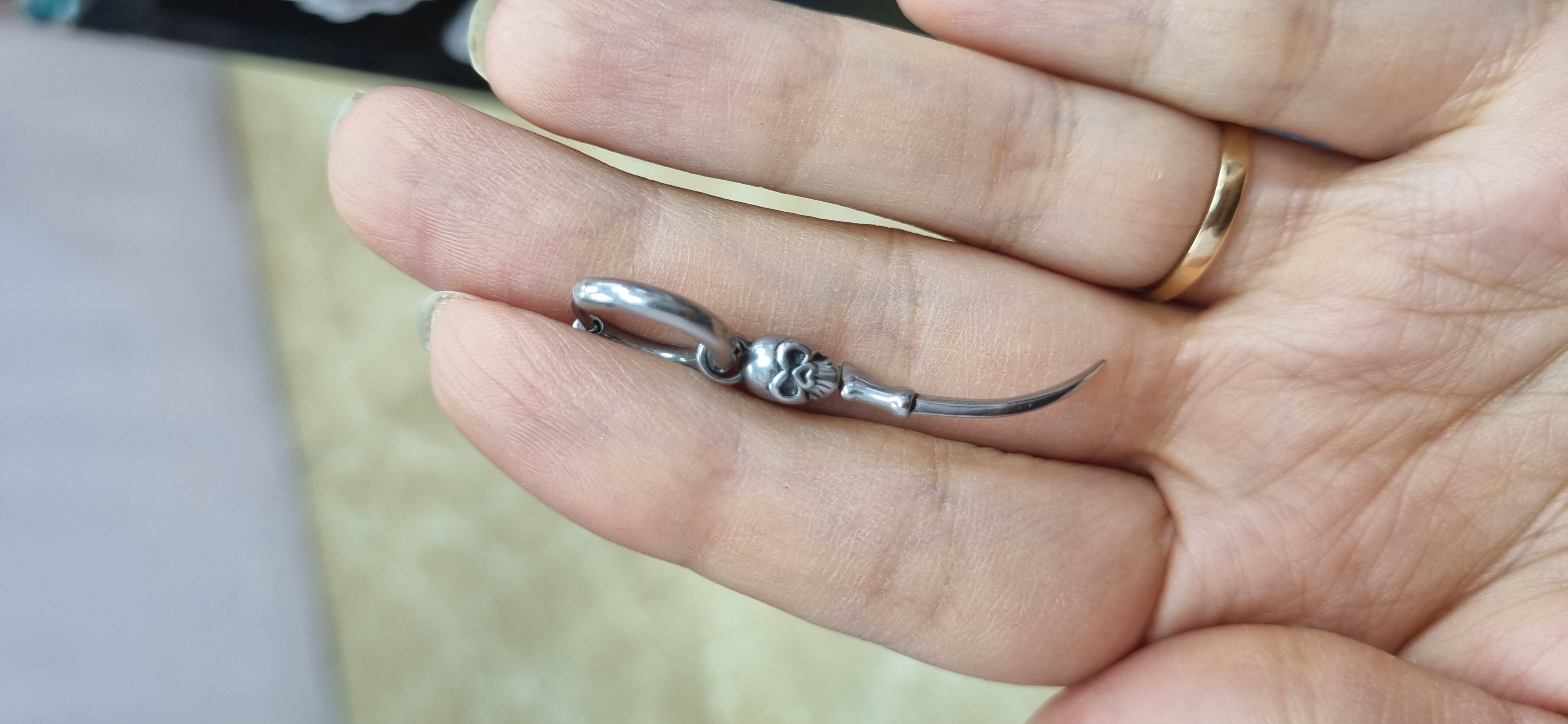 پرسینگ گوش حلقه ای اسکلت تکی
