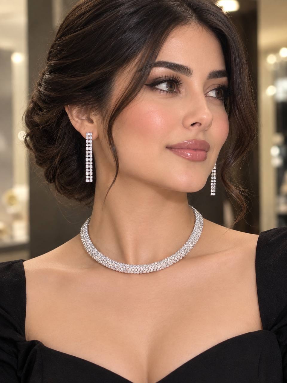 نیم ست گردنبند و گوشواره جواهری نقره ای